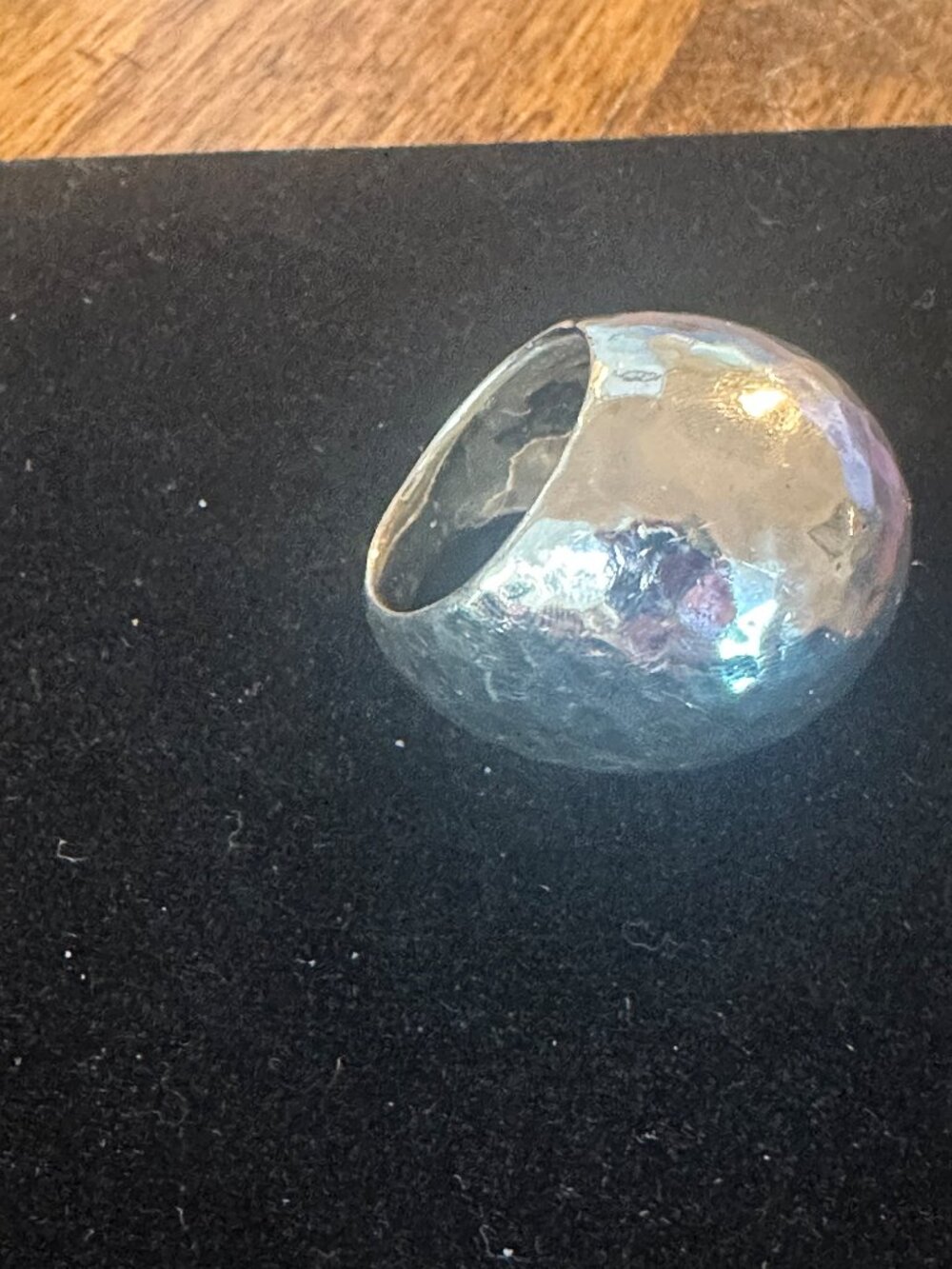 IPPOLITA Hammered Dome Ring in Sterling Silver. - Picture 5 of 6